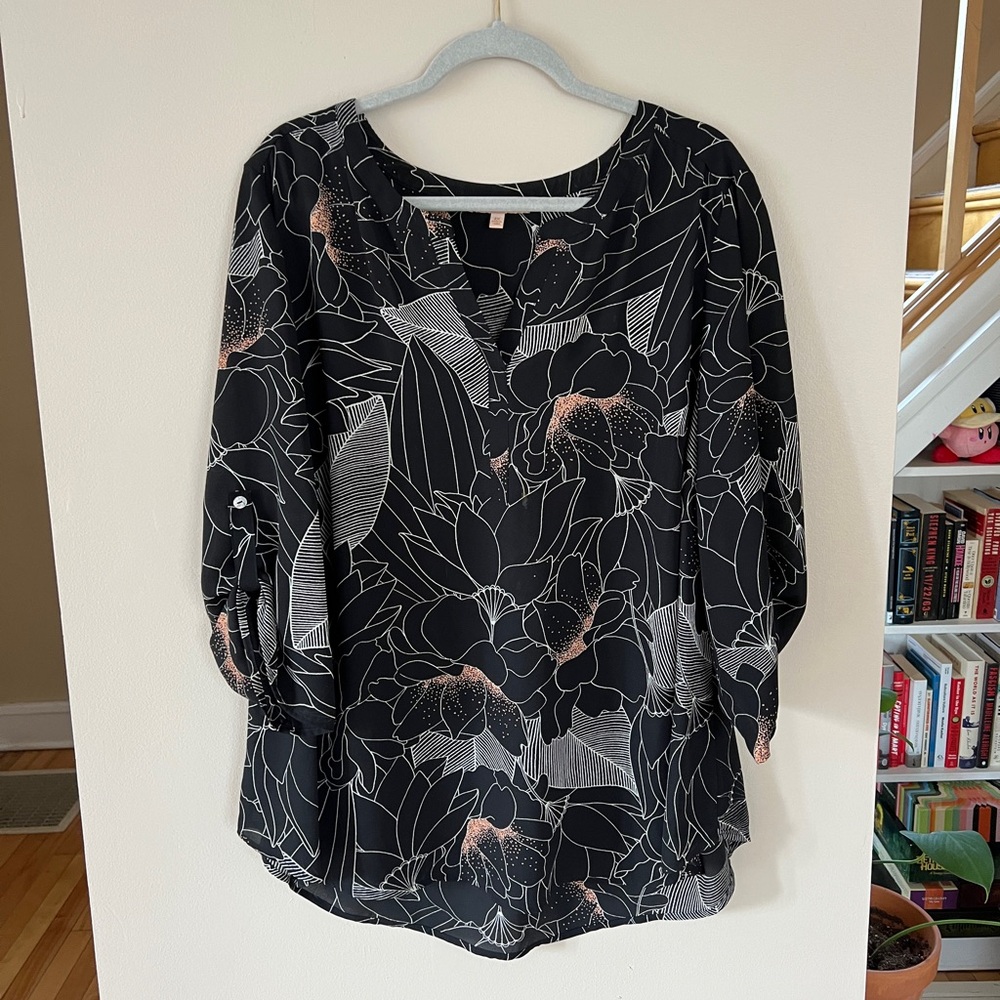 Gibson Latimer | Floral Black and Pink Top